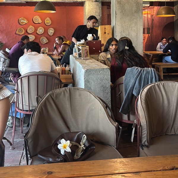 Ama Cafe 